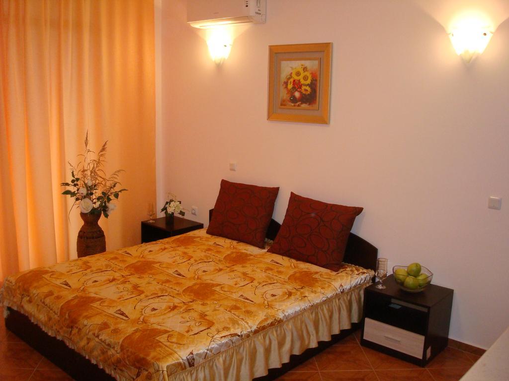 Saint Elena Apartcomplex Sunny Beach Exterior photo