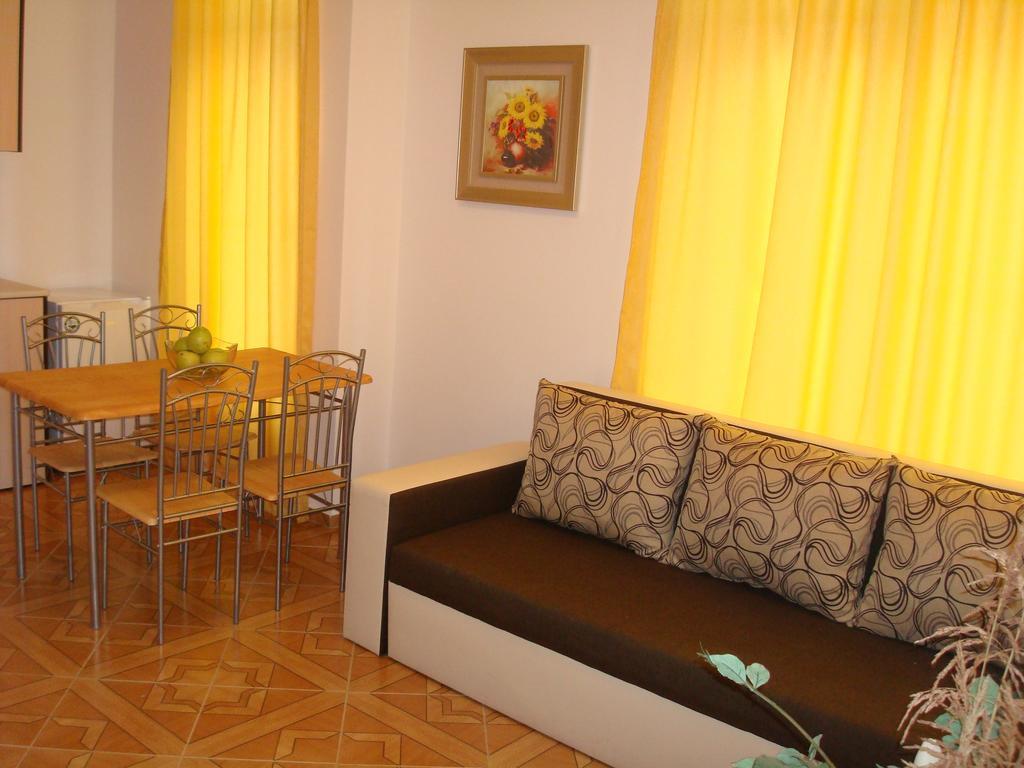 Saint Elena Apartcomplex Sunny Beach Exterior photo